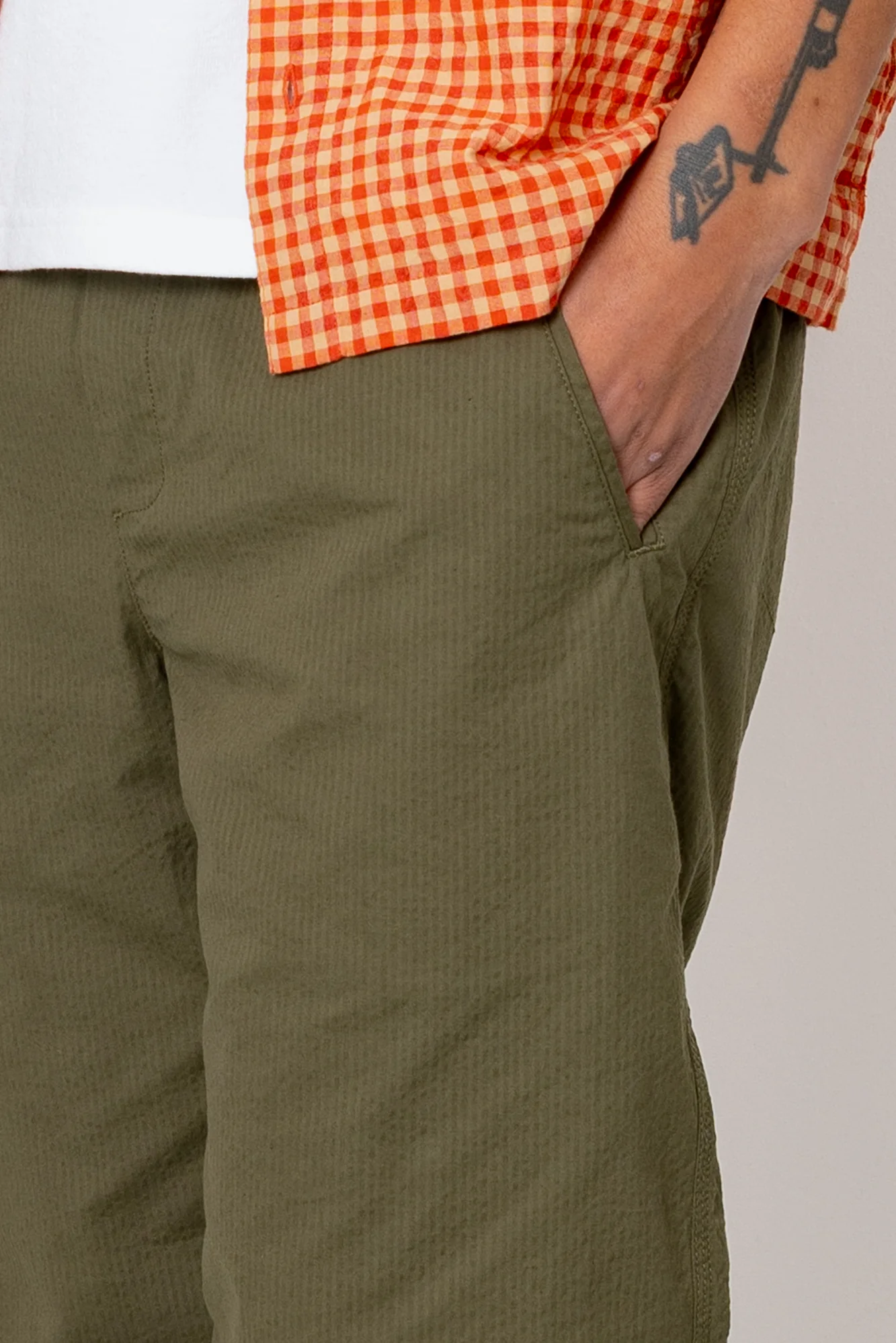 Drawcord Assembly Pant - Dark Olive Seersucker - Image 5